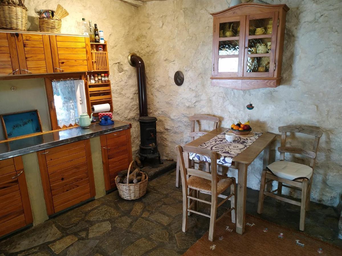 Wellanidia Cottage Skoutari Gythio Bagian luar foto